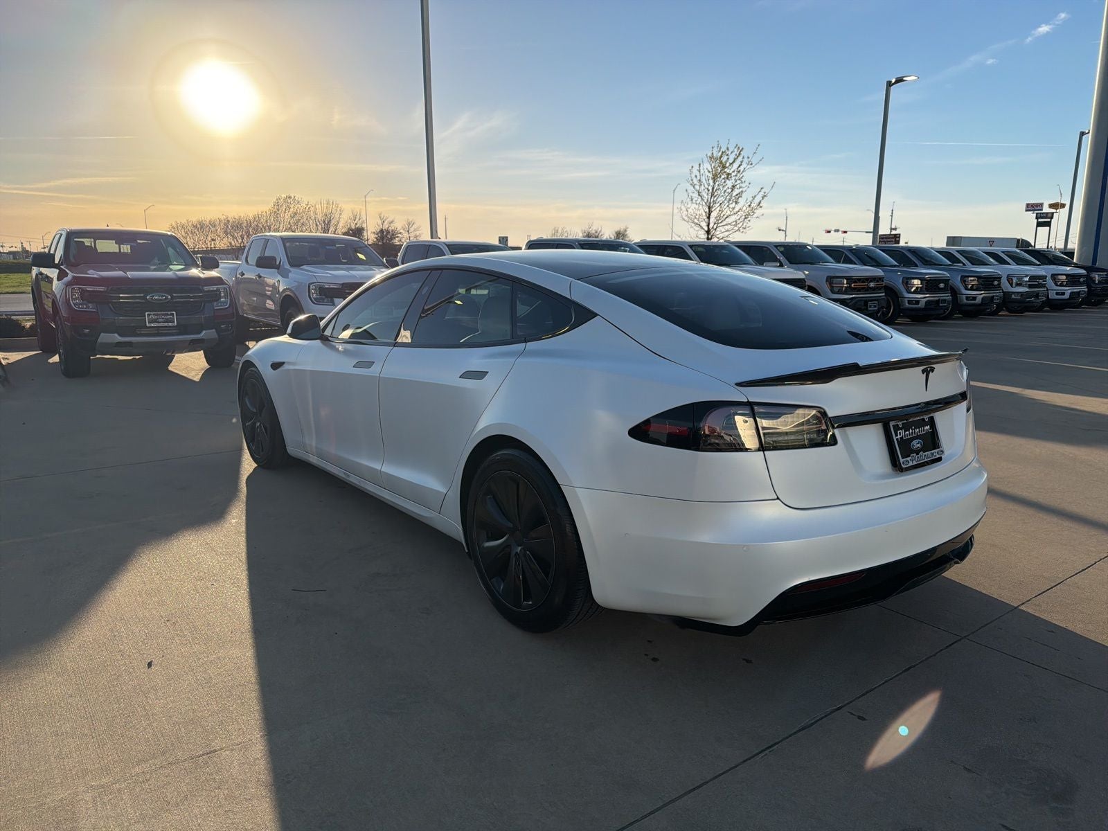 2023 Tesla Model S Base