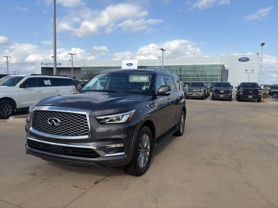 2024 INFINITI QX80 LUXE