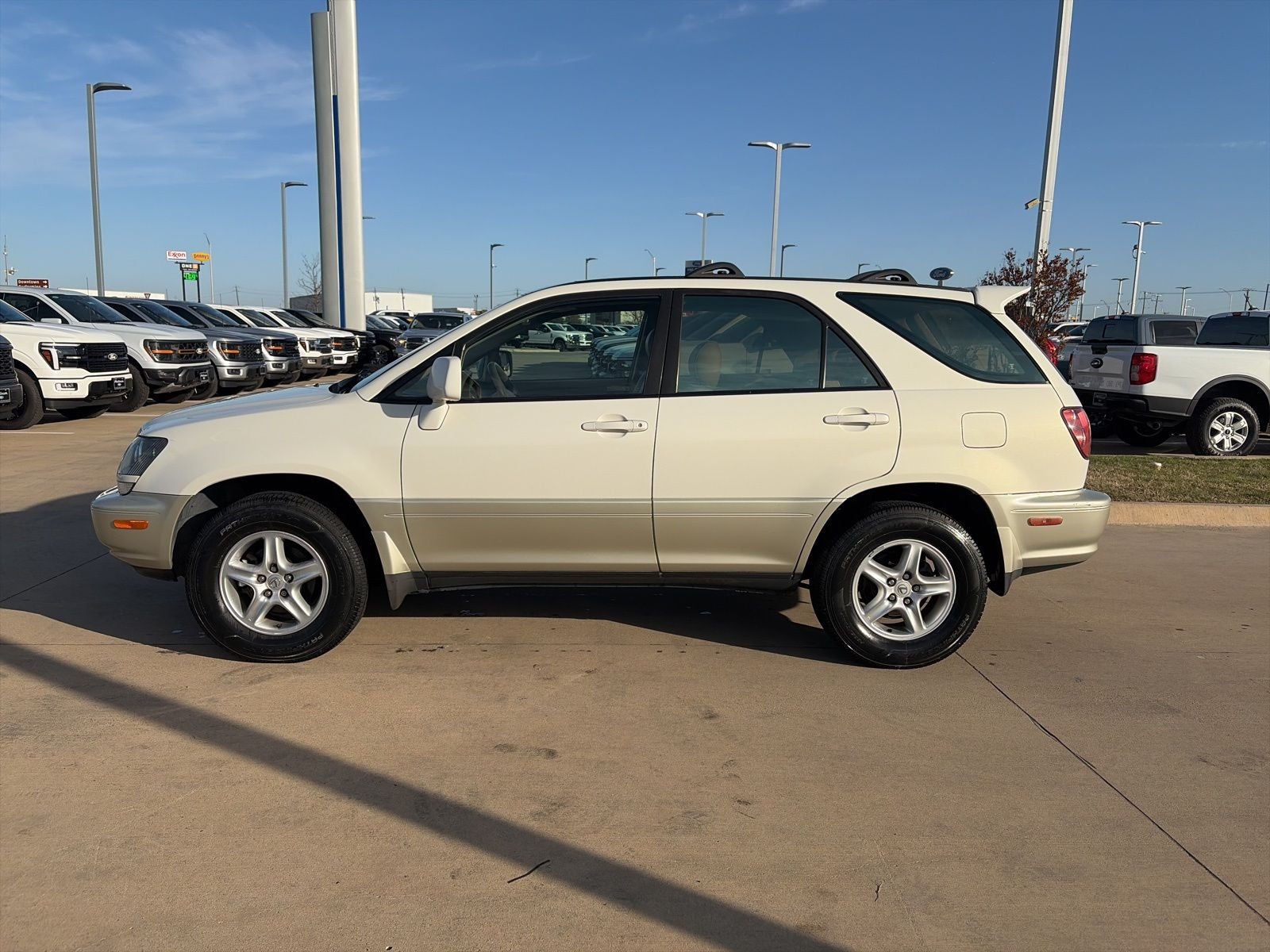 Used 2000 Lexus RX 300 with VIN JT6HF10U3Y0096042 for sale in Terrell, TX