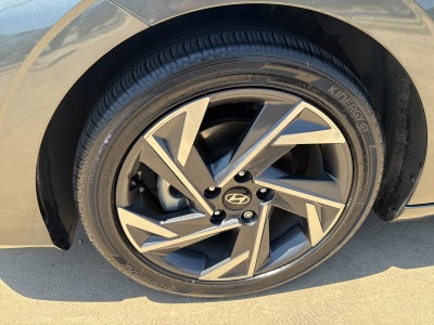 2024 Hyundai Elantra Hybrid Limited