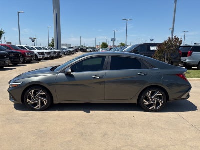 2024 Hyundai Elantra Hybrid Limited
