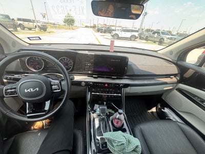 2024 Kia Carnival EX