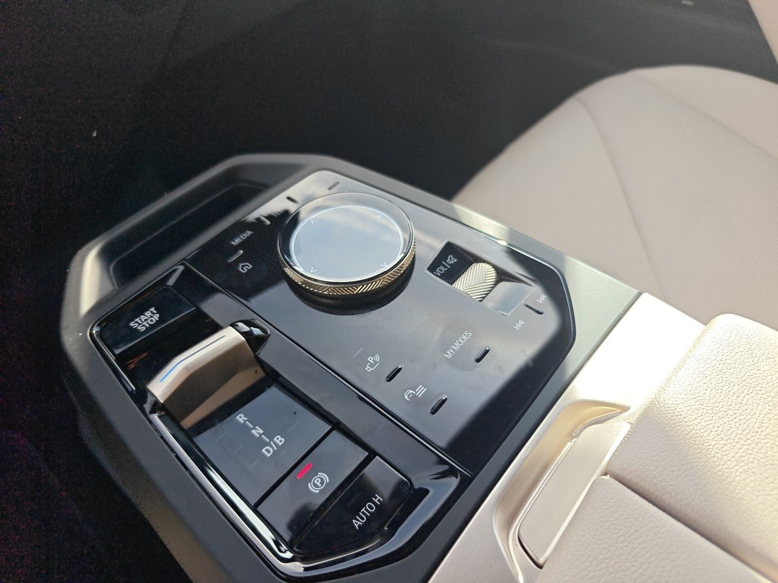 2024 BMW iX xDrive50