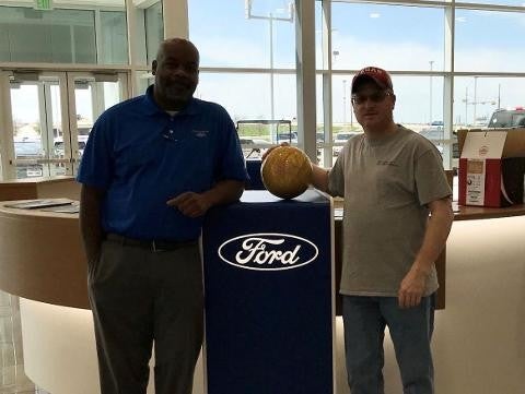 Robert Martindale Platinum Ford in Terrell TX