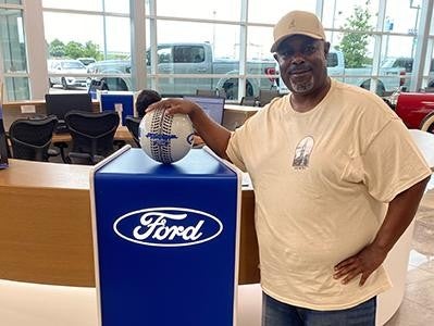 Dwight Moore Platinum Ford in Terrell TX