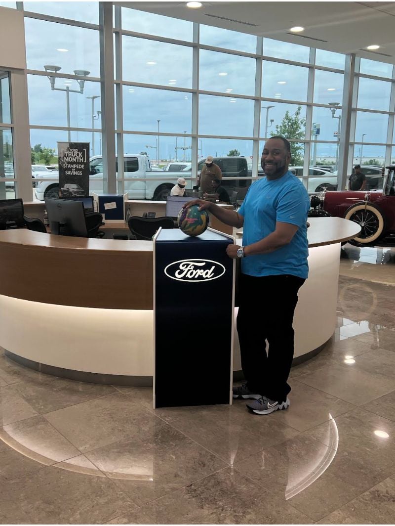 Ford Plat bowling logo Platinum Ford in Terrell TX