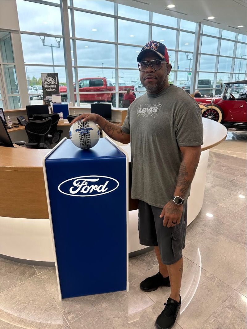 Ford Plat bowling logo Platinum Ford in Terrell TX