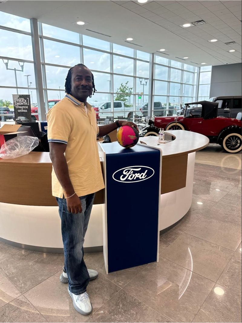 Ford Plat bowling logo Platinum Ford in Terrell TX